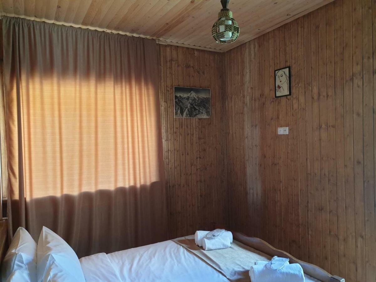 Bana Hotel Kazbegi Eksteriør billede