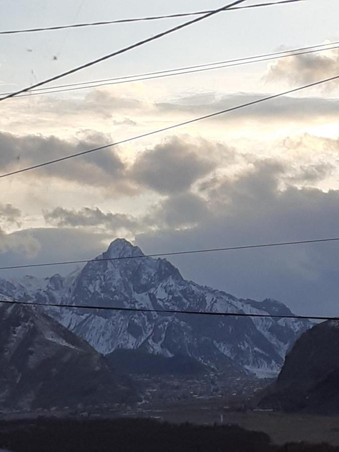Bana Hotel Kazbegi Eksteriør billede
